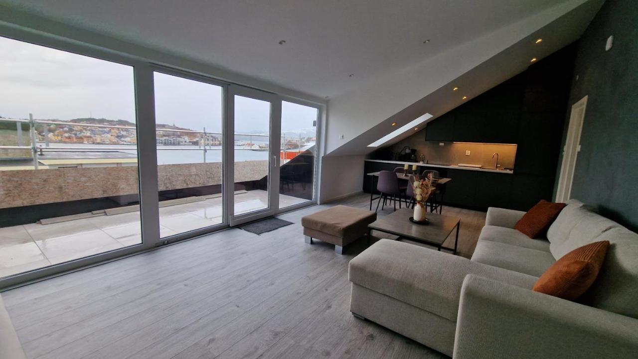 Lovely 2-Bedroom Loft With Panoramic View. Кристіансунн Екстер'єр фото